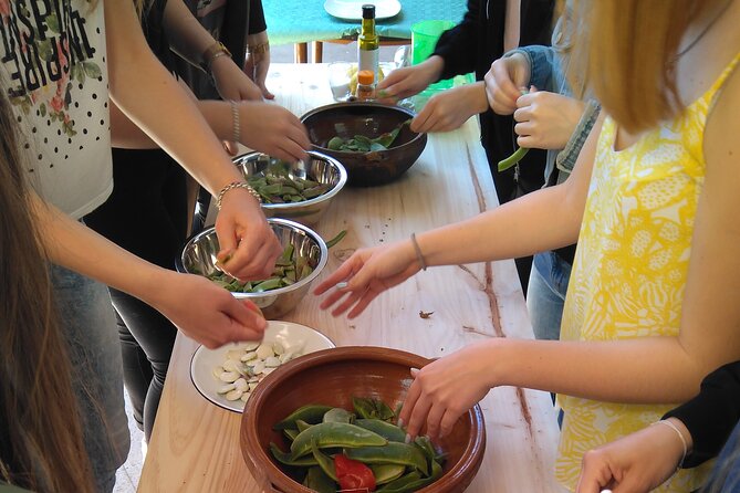 Paella Workshop in Our Farmhouse - Enjoyment and Dining Experience