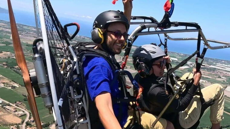 Paestum: powered paragliding flight over the temples - Who Will Love It?