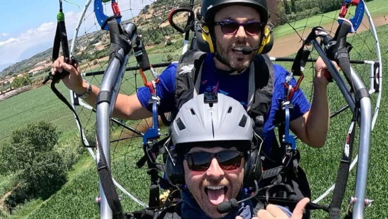 Paestum: powered paragliding flight over the temples - FAQs