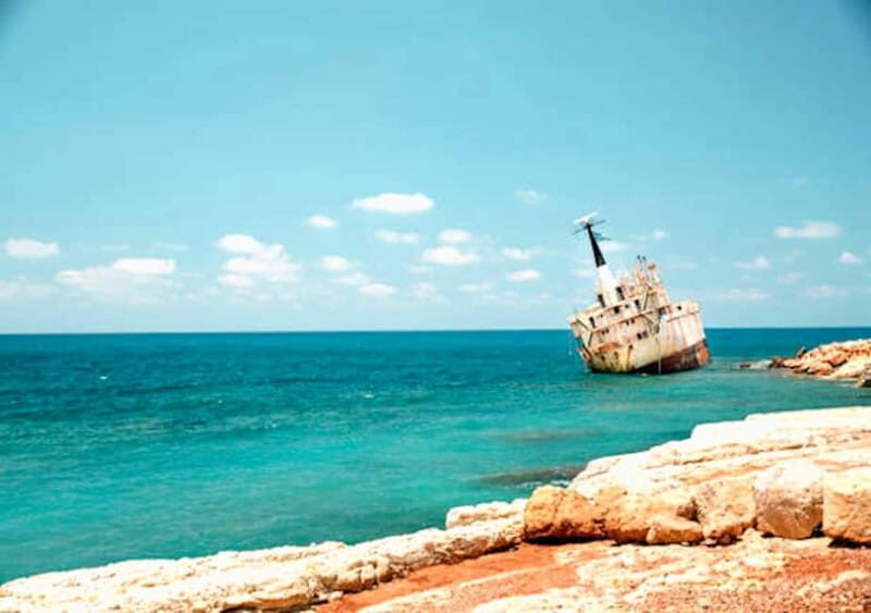 Pafos: Ancient Cyprus and Coastal Landmarks - The Iconic Edro III Shipwreck: A Coastal Photo Stop