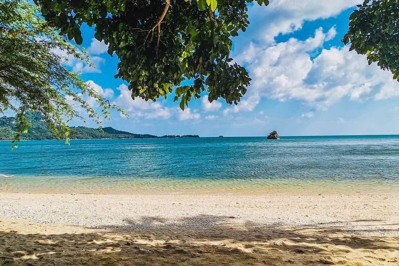 Pagbilao Beach with Biliran Sandbar and Island Hopping Tour - Should you book the Pagbilao island-hopping tour?