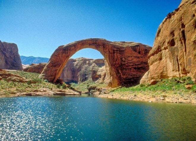 Page: Lake Powell Cruise With Rainbow Bridge Walking Tour - Full Description