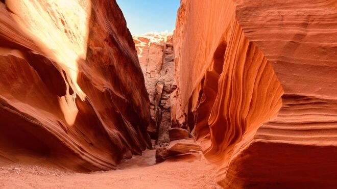 Page: Mystical Antelope Canyon Guided Tour - Select Participants and Date