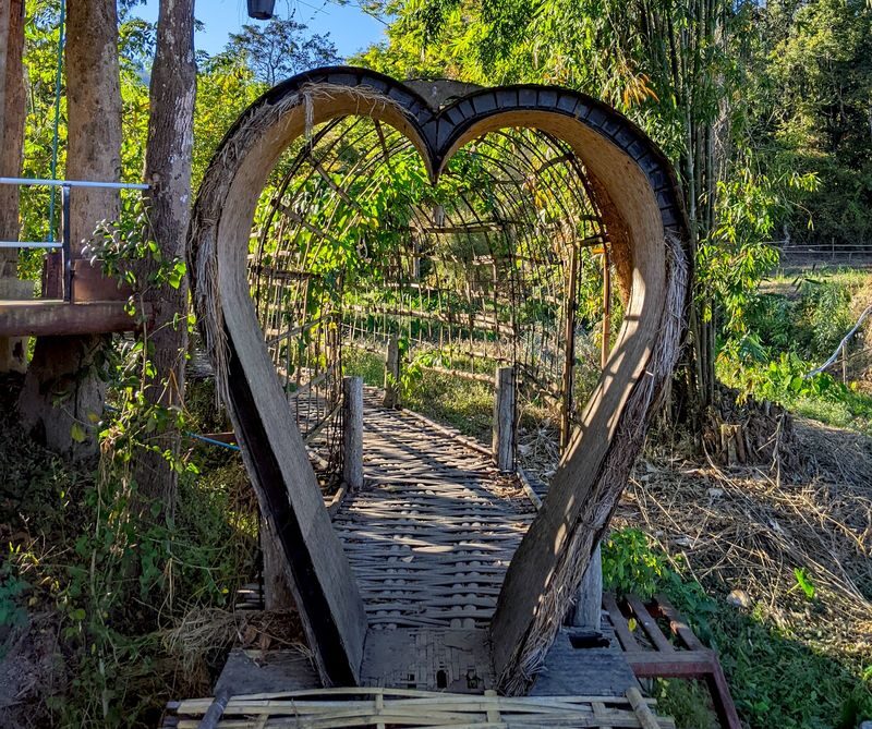 Pai Full-Day Private Sightseeing Tour with Sunset - Should you book the Pai full-day private tour?