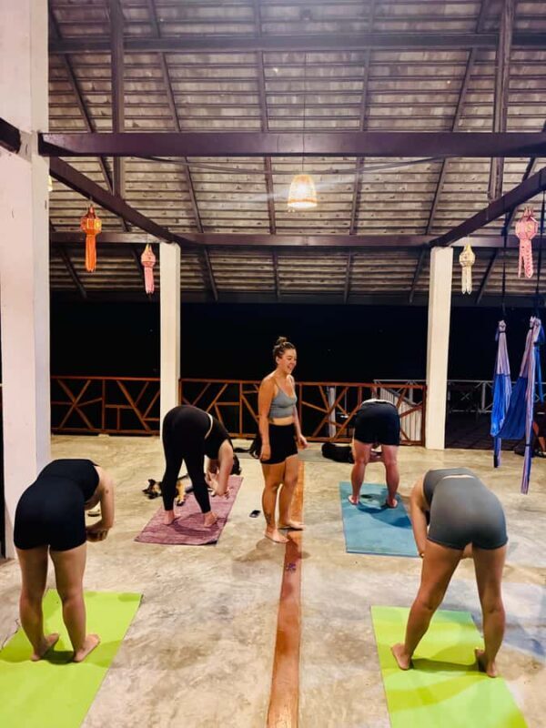 Pai: Sunset Trapeze Yoga Class with Smoothie - Good To Know