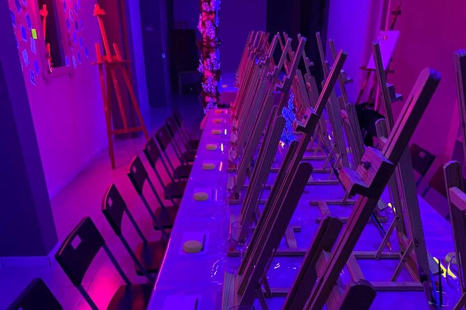 Paint a Neon Fluorescent Picture While Drinking Unlimited Wine - Price and Booking Information