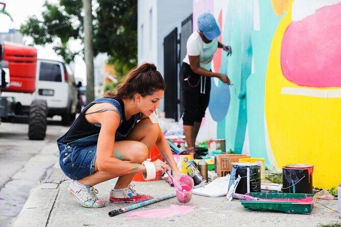Paint A Wynwood Mural - Painting a Wynwood Mural: An Authentic Art Experience in Miami