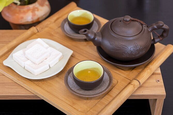 Paint & Personalize a Vietnamese Non La with B/S Art Studio topic - In-Depth Review of the Experience