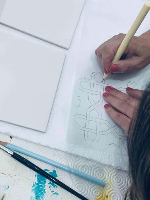 Paint Your Tile and Create Your Unique Piece in an Art Gallery in Lisbon - FAQ