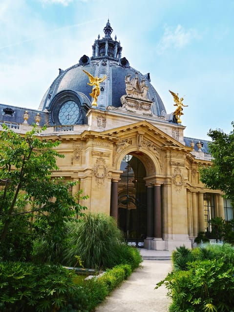 Pairs: the Opera to Hotel Des Invalides Guided Walking Tour - The Tumultuous History of Place De La Concorde