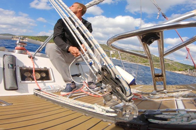 Paklinski Islands Hvar Half Day Morning Sailing- Group Tour - Tour Overview