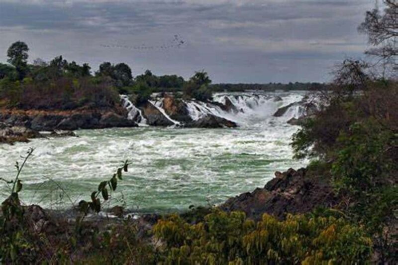 Pakse: Khone Phapheng Waterfall Day Tour with Lunch & Dinner - What Sets This Tour Apart