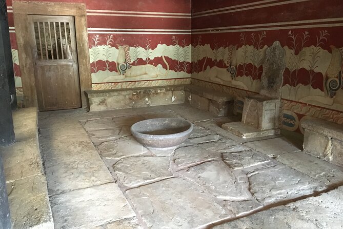 Palace of Knossos Small Group Tour - Tour Inclusions