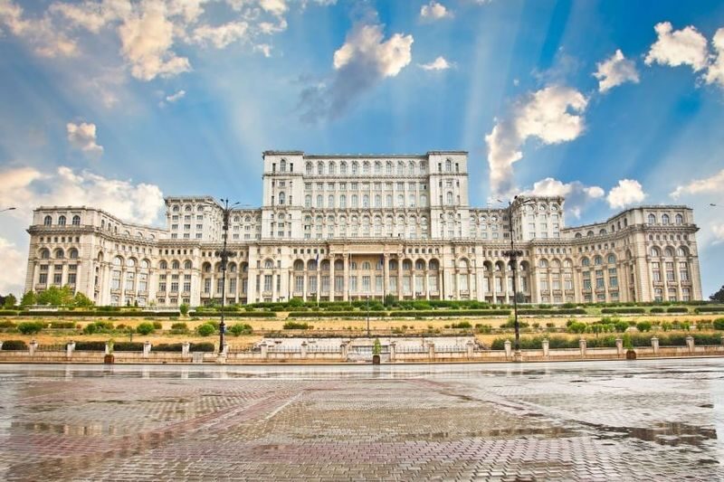 Palace of Parliament Guided Tour with Admission in Bucharest - What the price includes, and what it does not