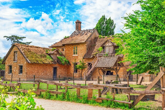 Palace of Versailles Skip the Line From Paris With Transfer - What to Expect on the Tour