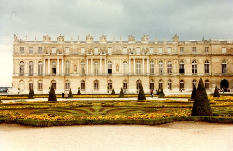 Palace Of Versailles Tour With Optional Meet and Greet - Exploring the Palace and Gardens