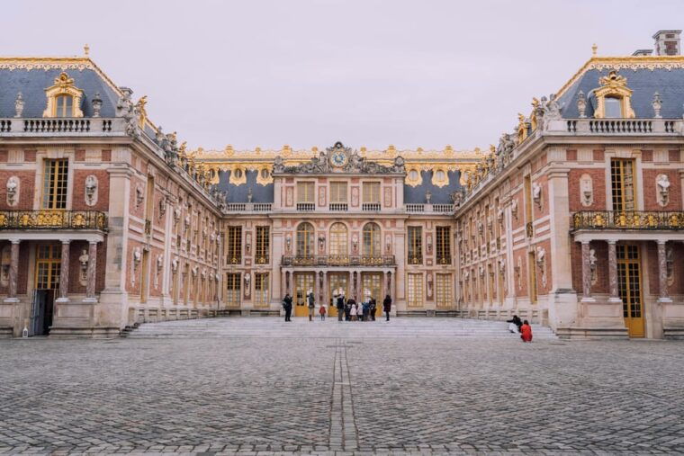 Palace Of Versailles Tour With Optional Meet and Greet - Highlights of the Royal Residences