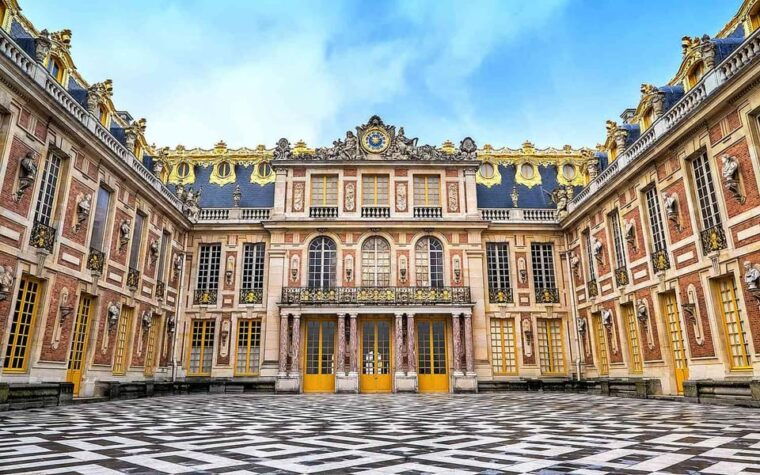 Palace Of Versailles Tour With Optional Meet and Greet - Seamless Journey Into French History