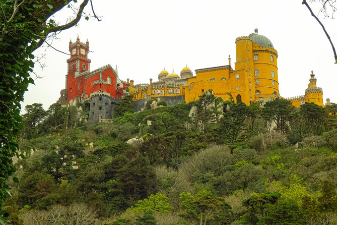 Palaces Itinerary With Pena Palace * All Inclusive - Pena Palace: A Majestic Introduction