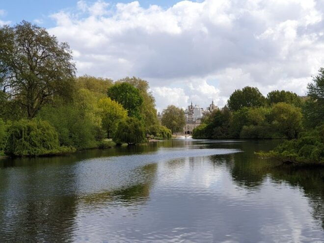 Palaces, Parliament & Power: London's Royal City - The Beautiful Royal Park of London