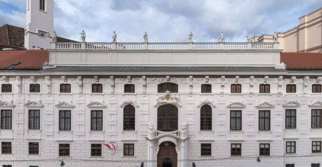 Palais Lobkowitz Audio Guide Tour - Experience Highlights