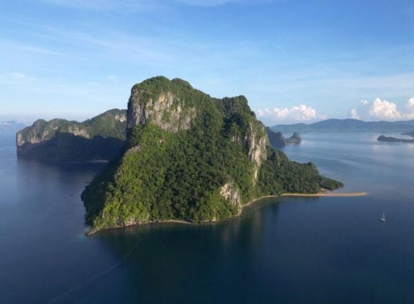 Palawan: Private Sailing Yacht Cruise in El Nido With Lunch - Common Questions