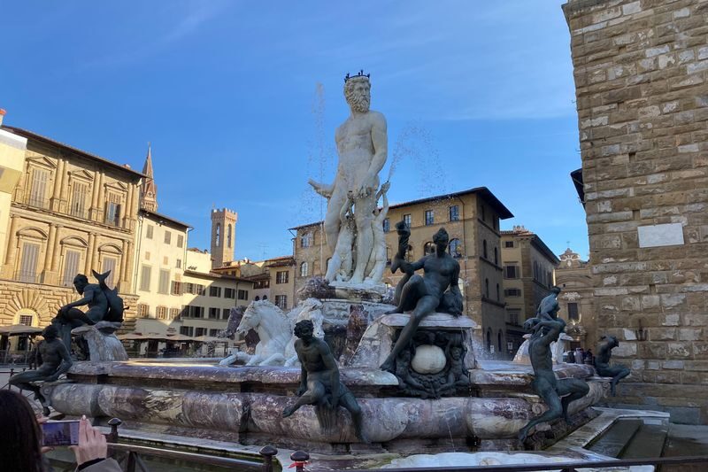 Palazzo Vecchio guided tour in Florence - What Palazzo Vecchio adds to a Florence visit