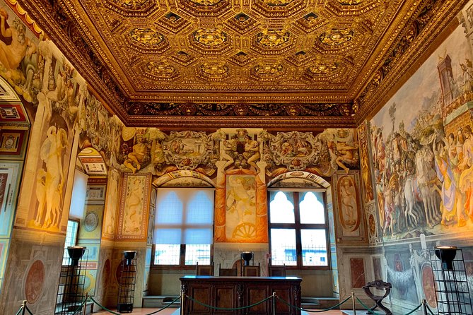 Palazzo Vecchio Private Tour With a 5-Star Guide - Tour Features and Personalization