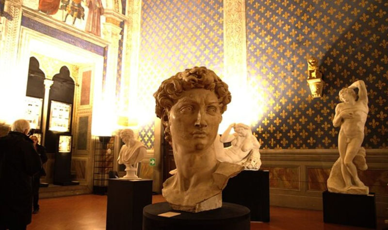 Palazzo Vecchio ticket with audio guide in Florence - Is the audio guide enough?