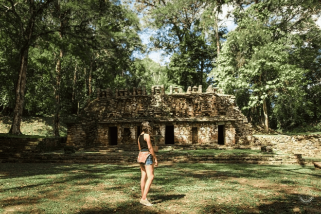 Palenque: Yaxchilán and Bonampak Archaeological Area Tour - Exploring Yaxchilán