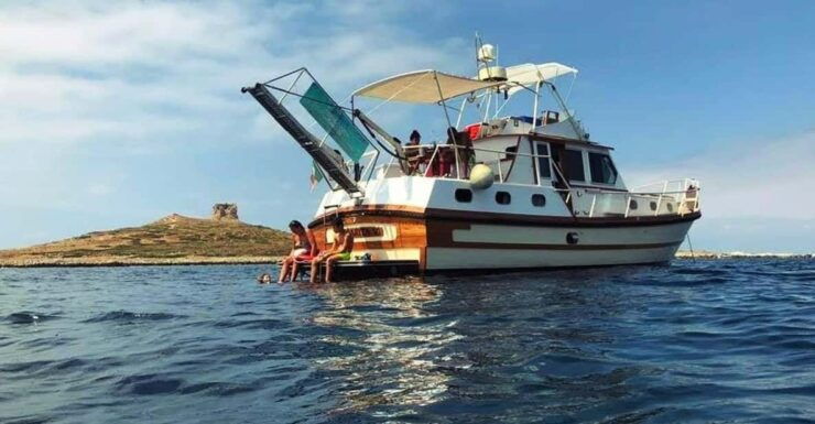 Palermo and Mondello Coast: Boat Tour With Aperitivo - Itinerary Highlights