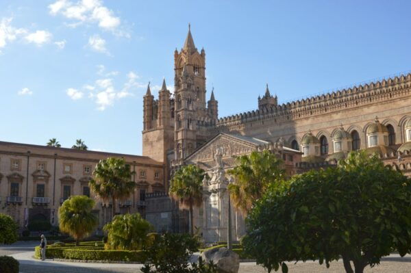 Palermo: Art and Architecture Walking Tour - Includes