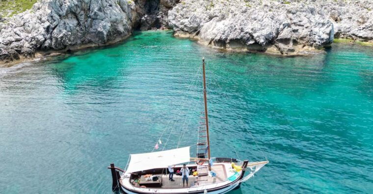 Palermo: Boat Tour Among Caves and Breathtaking Landscapes - Activities and Unique Experiences