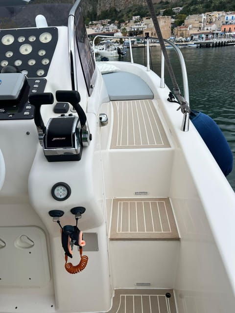 Palermo: Boat Tour Exclusive Luxury - Good To Know