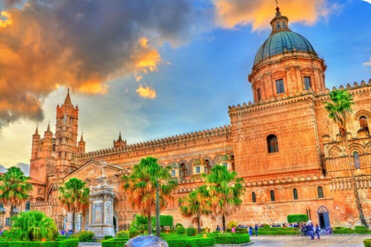 Palermo: First Discovery Walk and Reading Walking Tour - Experience Highlights