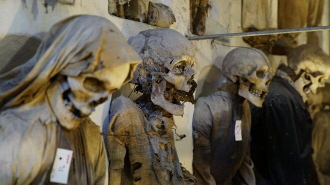 Palermo: Monreale, Catacombs and S. Giovanni Degli Eremiti - Highlights of the Journey