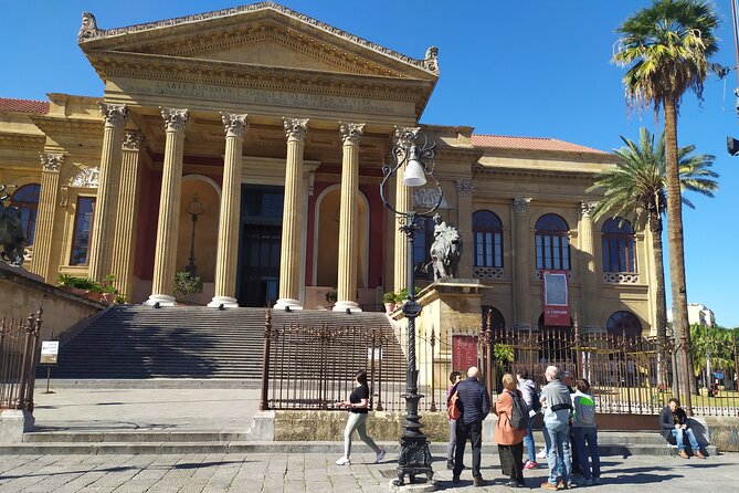 Palermo Street Food Tour: Art, History and Ancient Markets - Meeting Point and Time