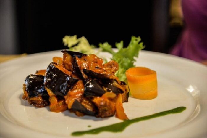 Palermo: Traditional Full Meal Food Tour With a Local - Pricing and Booking Information