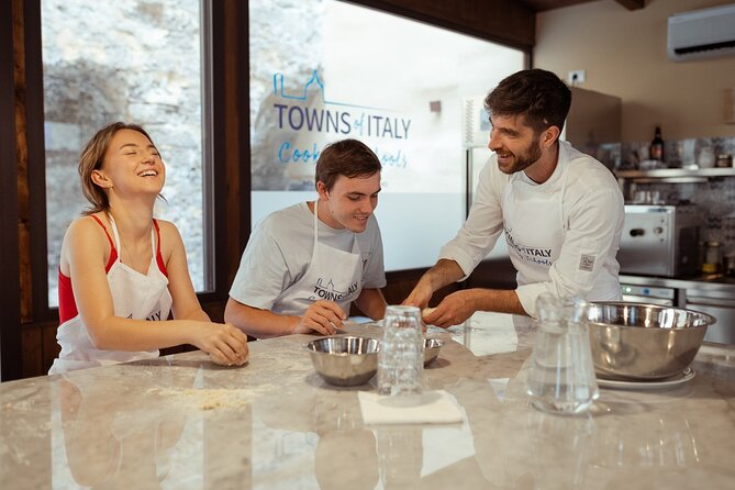 Palermos Delight: Unleash the Secrets of Pizza and Gelato Making - Key Features of the Experience