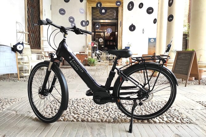 Palladian E-Bike Rental in & Around Vicenza - Date and Traveler Information