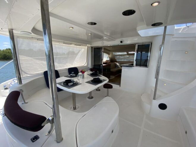 Palm Beach: 47 Seablue Luxury Power Catamaran Charter - Common Questions