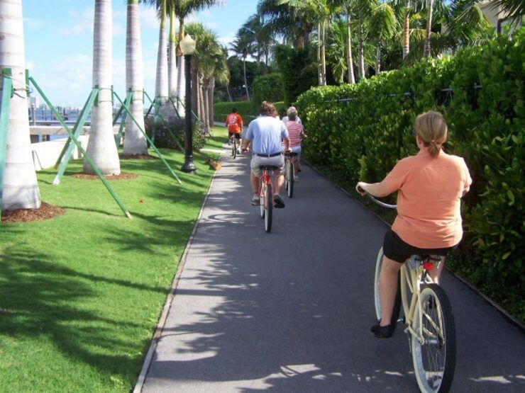 Palm Beach: Historical Bicycle Tour of Palm Beach Island - Experience Highlights