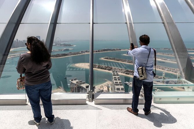 Palm Jumeirah Island Tour With Revolving 360" View From the View at the Palm ! - Common Questions