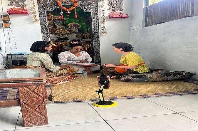 Palm Reading with Balinesse Spiritual Healer ubud - Authenticity and Cultural Depth