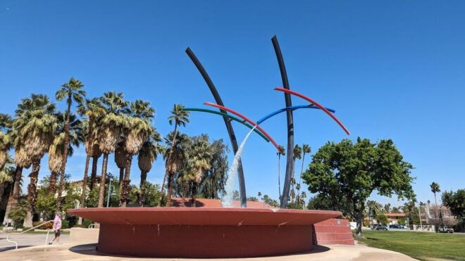 Palm Springs: Self-Guided Scavenger Hunt Walking Tour - Experience Highlights