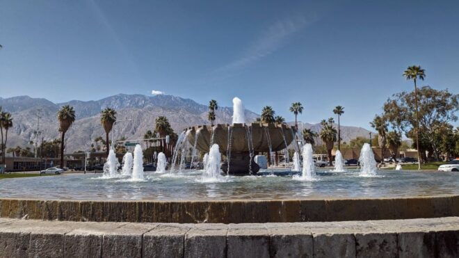 Palm Springs: Self-Guided Scavenger Hunt Walking Tour - Preparation Tips