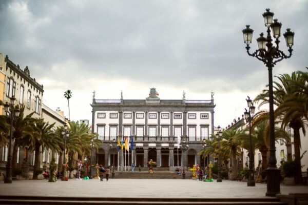 Palma: 24-Hour Hop-On Hop-Off Bus Tour With Audio Commentary - Helpful Reviews From Travelers