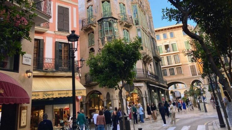 Palma: Alleys of Old Town Self-guided Explorer Walk - Tour Overview