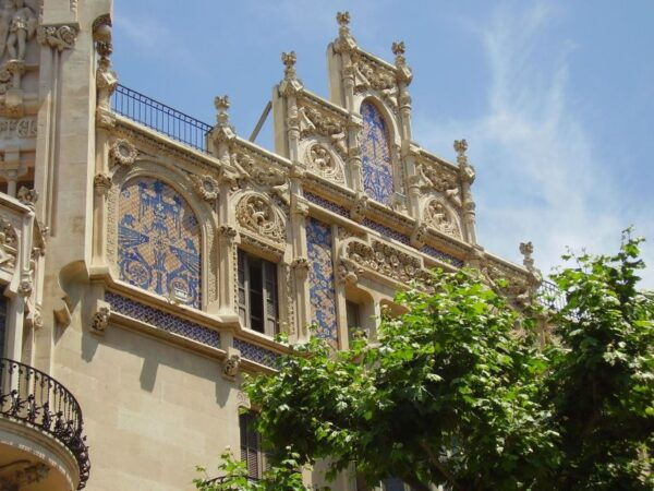 Palma: Alternative History Self-Guided Audio Walking Tour - Frequently Asked Questions