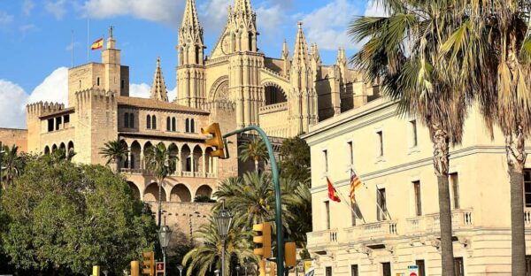 Palma Authentically. City Tour Away From Mass Tourism - Savor Palmas Specialties